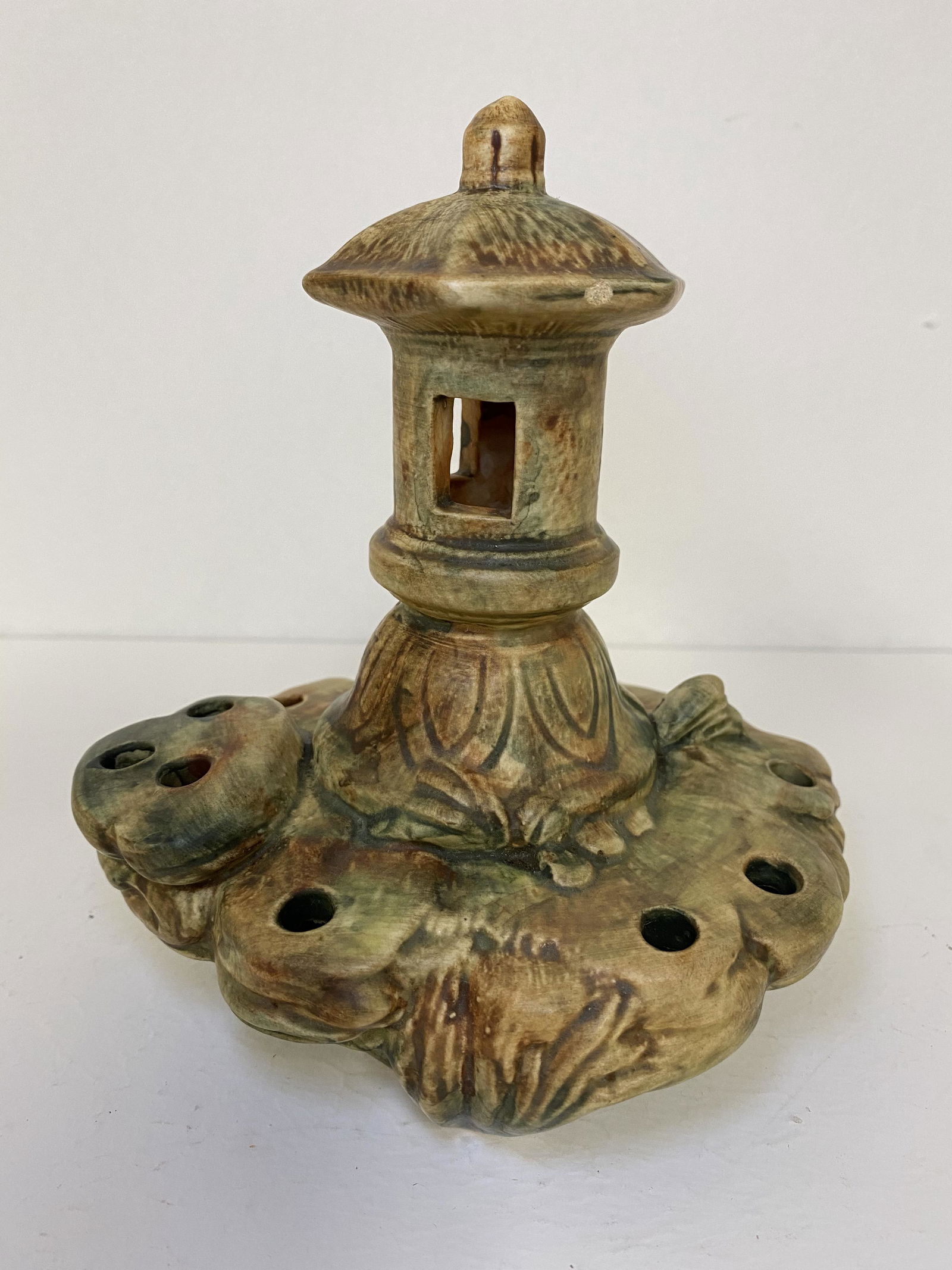 Weller Pottery Frog (1 of 1)