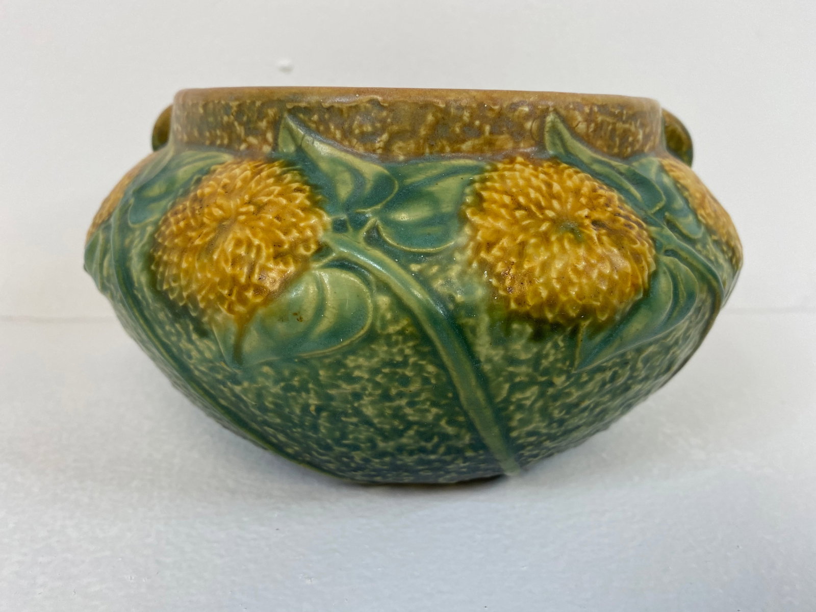 Roseville Pottery: Sunflower 208-5". Strong Mold and Color