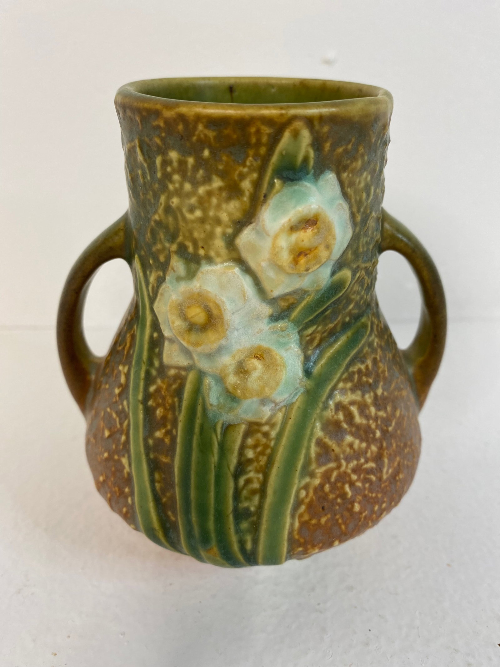 Roseville Pottery: Jonquil small 2 handled form