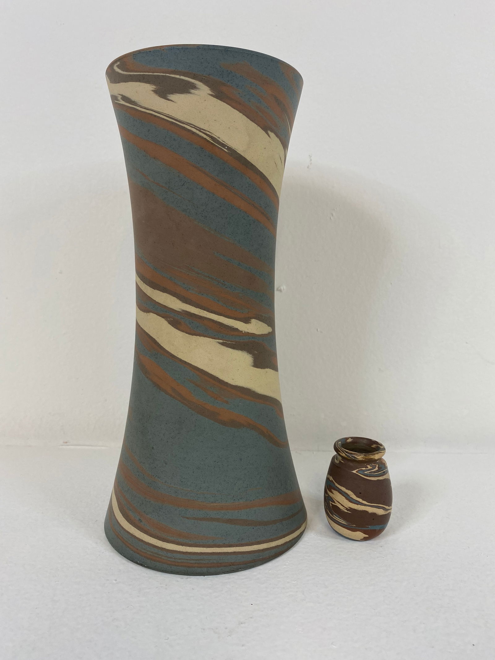 Niloak Pottery Mission Swirl (1 of 2)