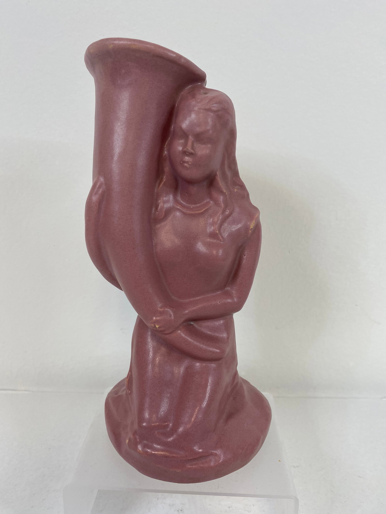 Rosemeade Pottery Bud vase: Unusual bud vase made bt Rosemeade Potteruy. Very cool