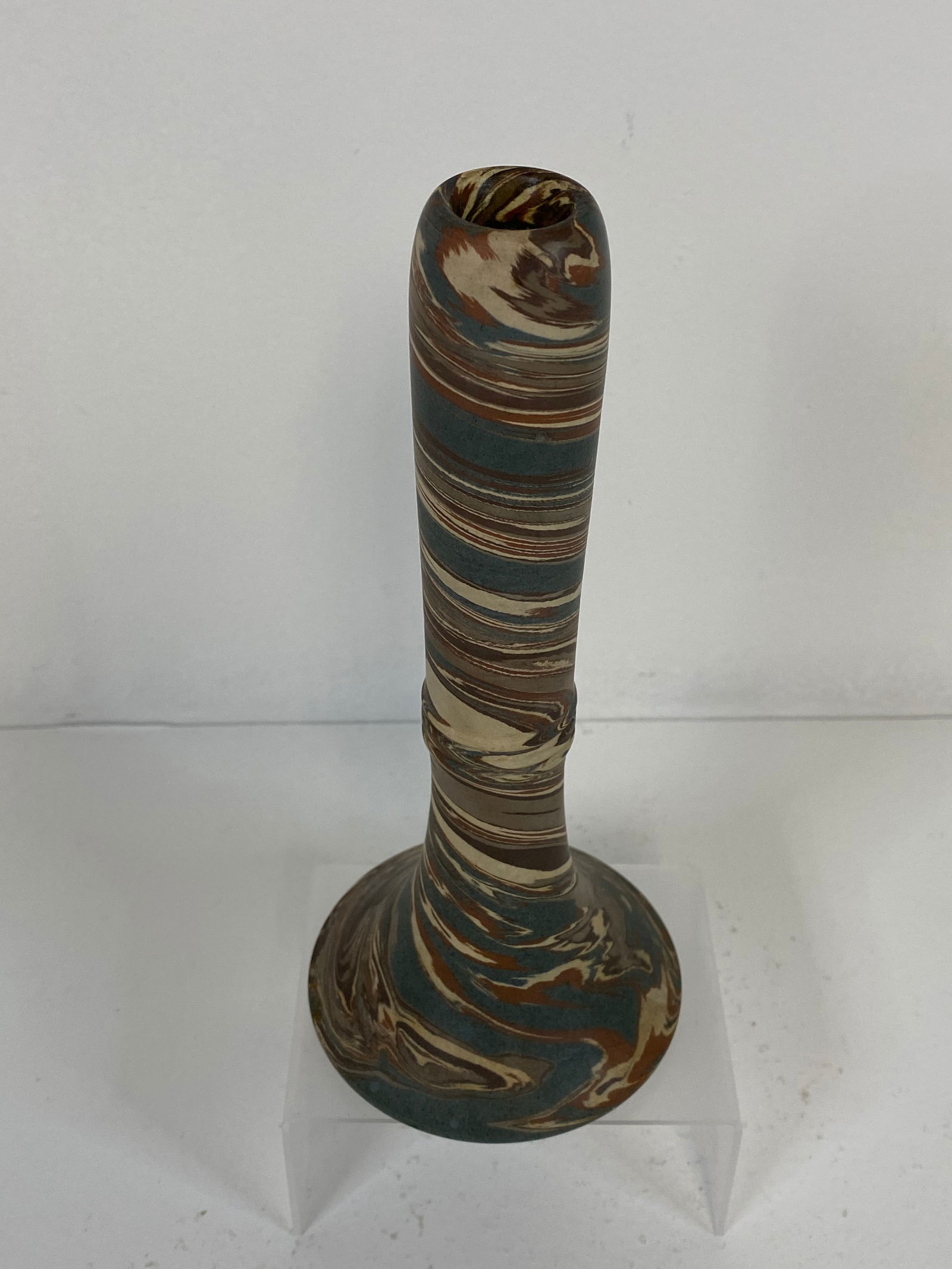 Niloak Pottery candlestick (1 of 2)