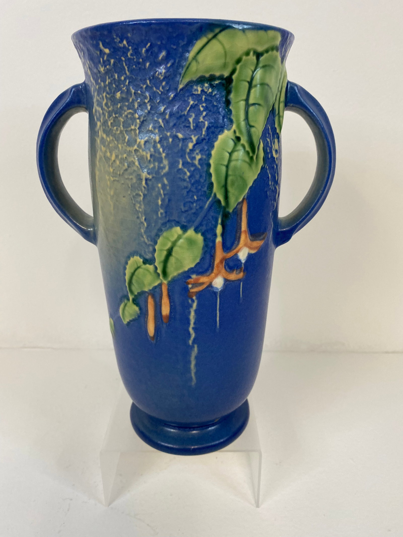 Roseville Pottery: Fushcia Shape #900-9" Nice form at 9 1/2" tall