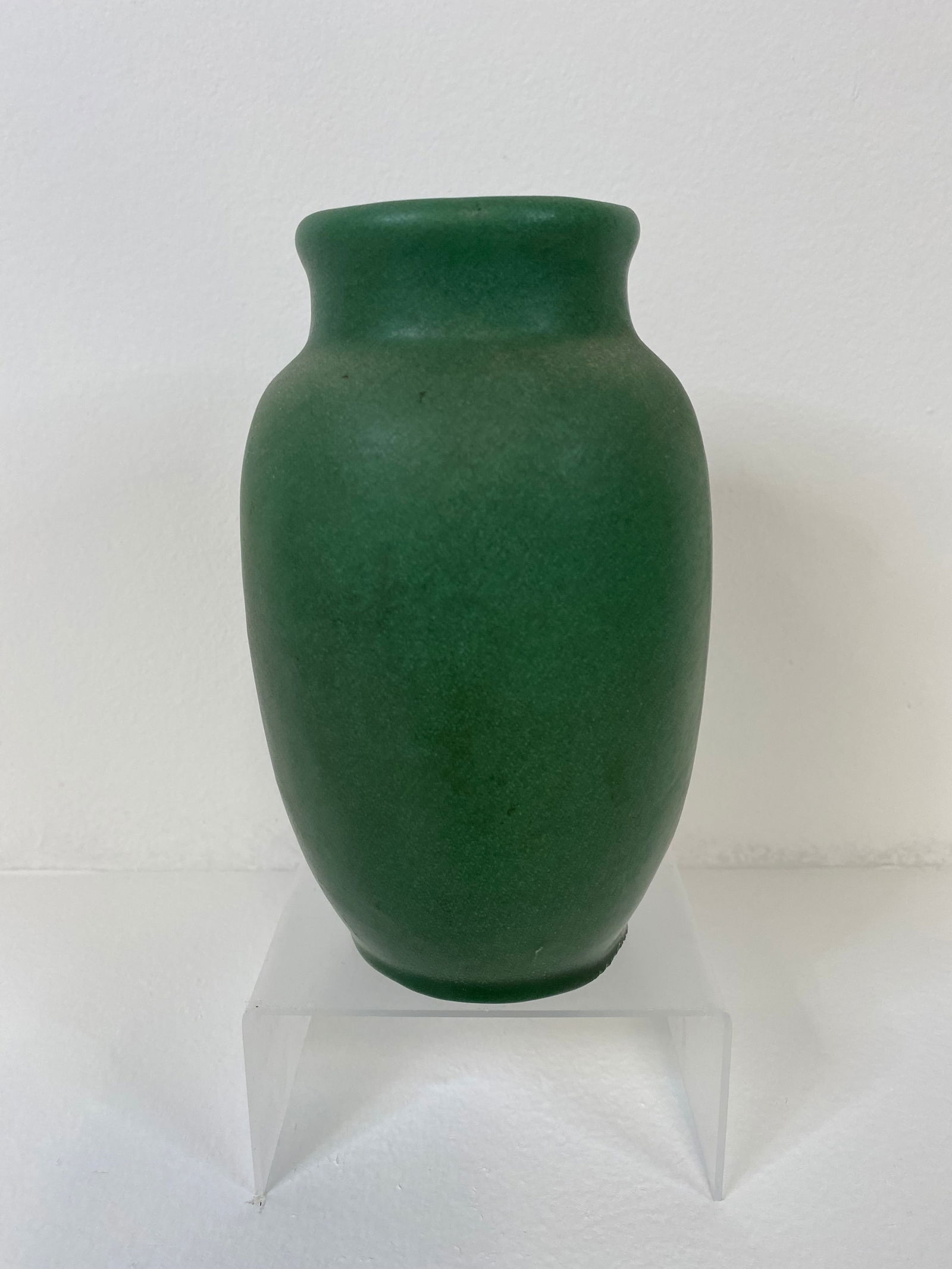 Weller Pottery Bedford (1 of 3)