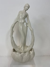 Cowan Pottery Nude dancer
