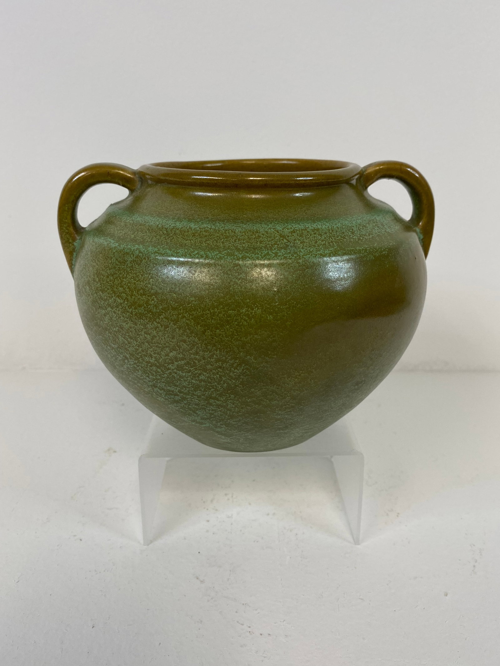 A.R. Cole Southern Pottery (1 of 2)