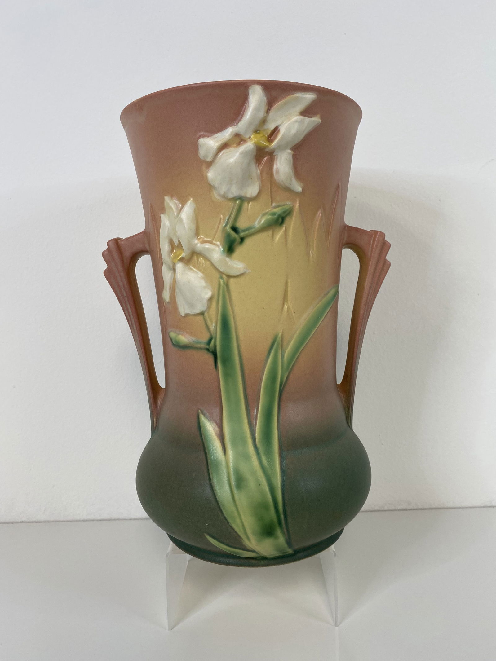Roseville Pottery Iris (1 of 2)