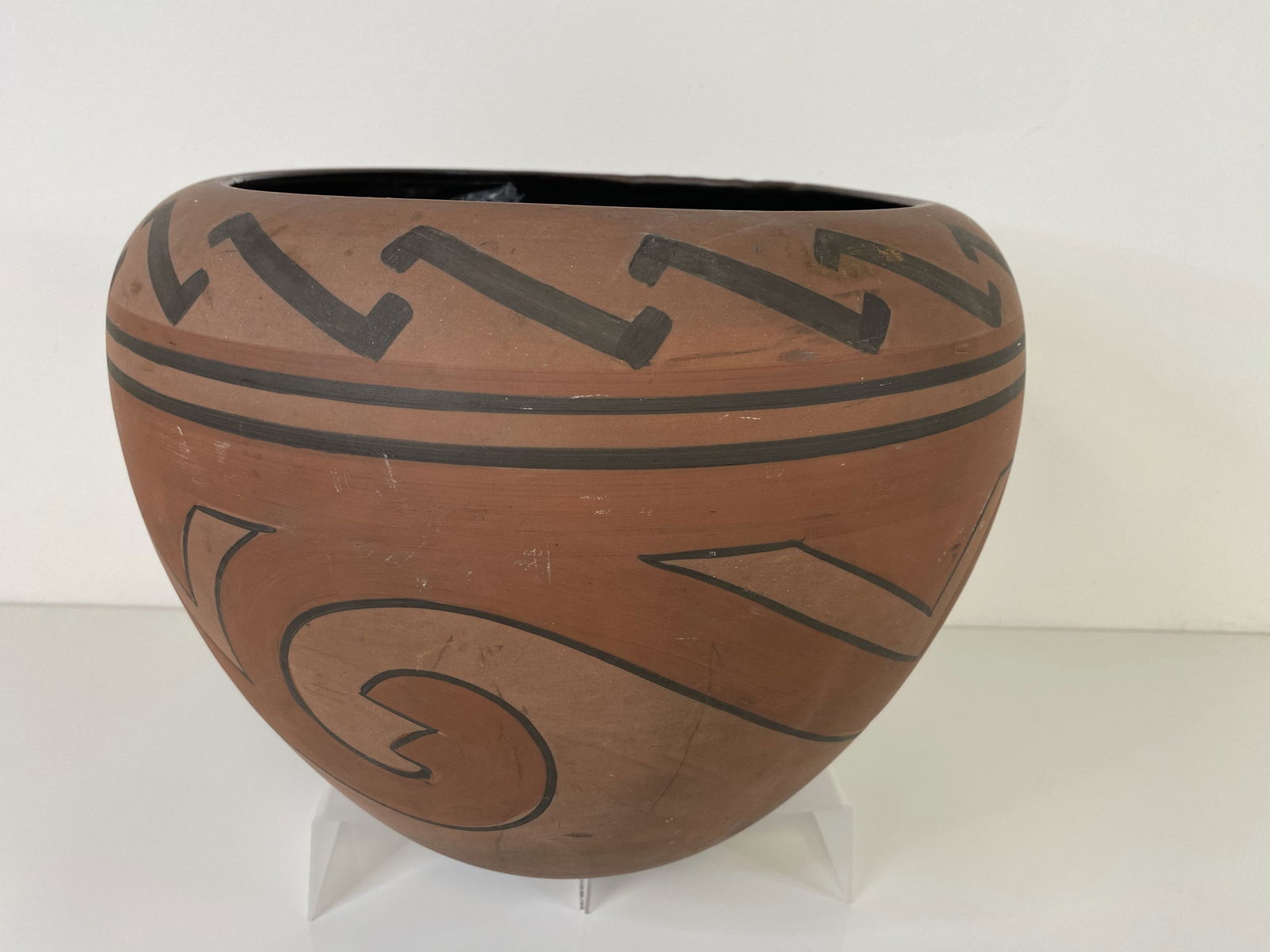 Huge Clifton Pottery Jardinere (1 of 3)