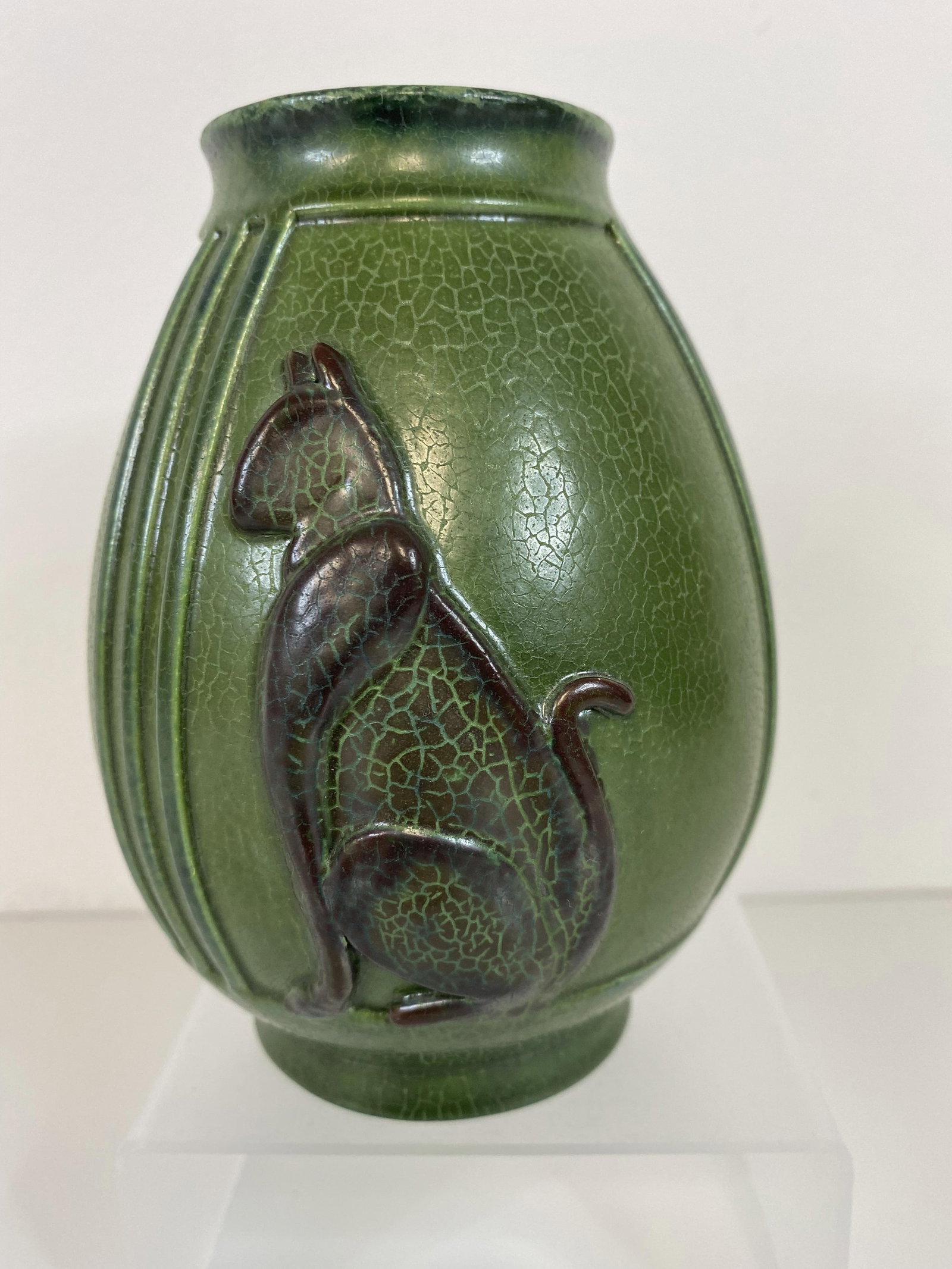 Ephraim Pottery Cat: Nice vase ececuted by Ken Nichols a sitting cat. The vase Measures 5 1/2" tall