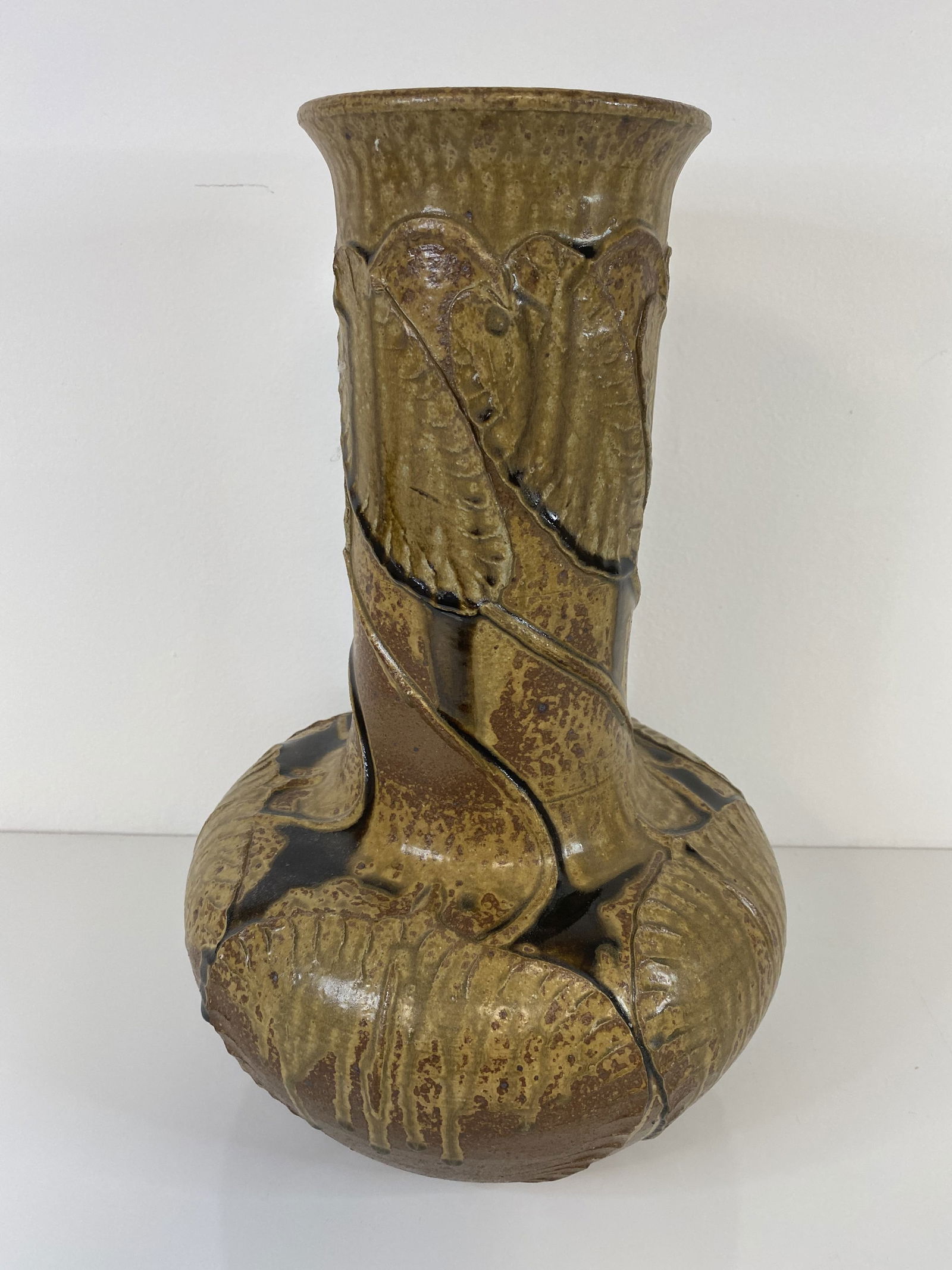 Door Pottery Vase (1 of 4)