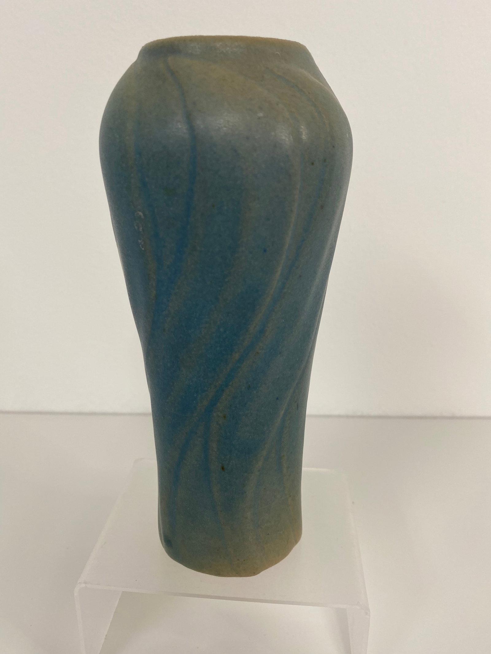 Van Briggle Pottery Vase: This vase measures 9" tall and has the Van Briggle logo and the #9 dates 1907 to 1912