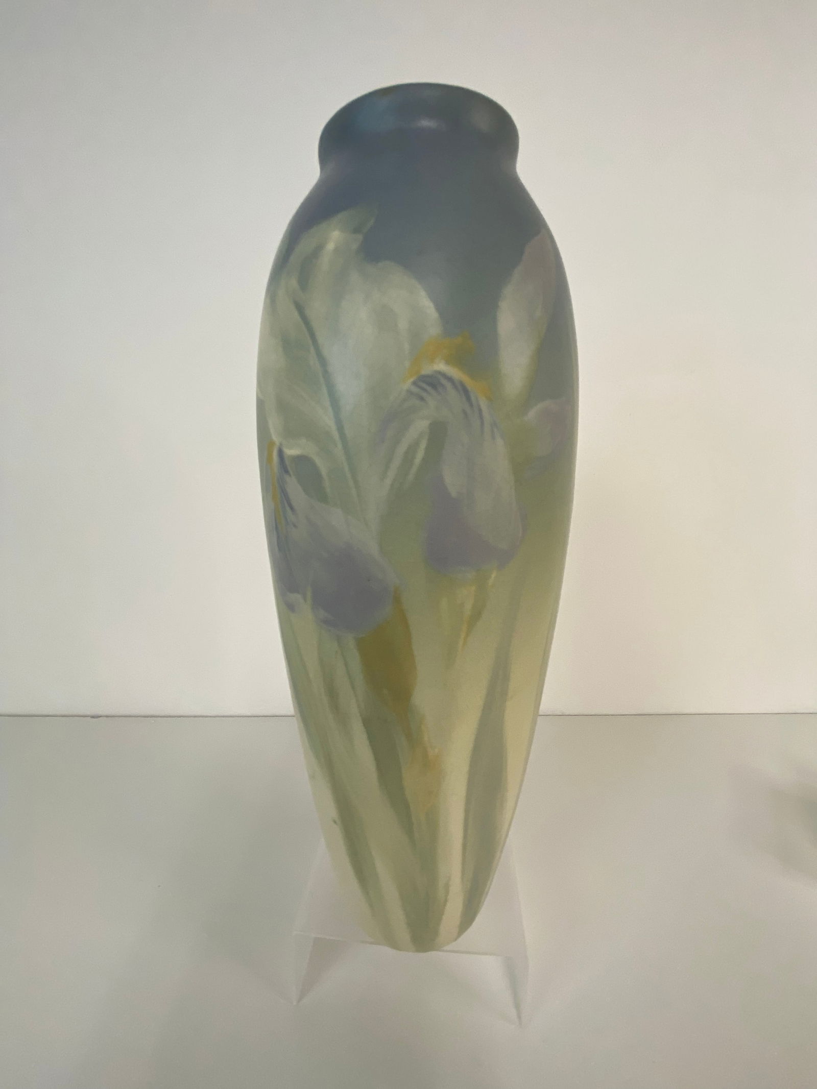 Weller Pottery Hudson Vase (1 of 1)