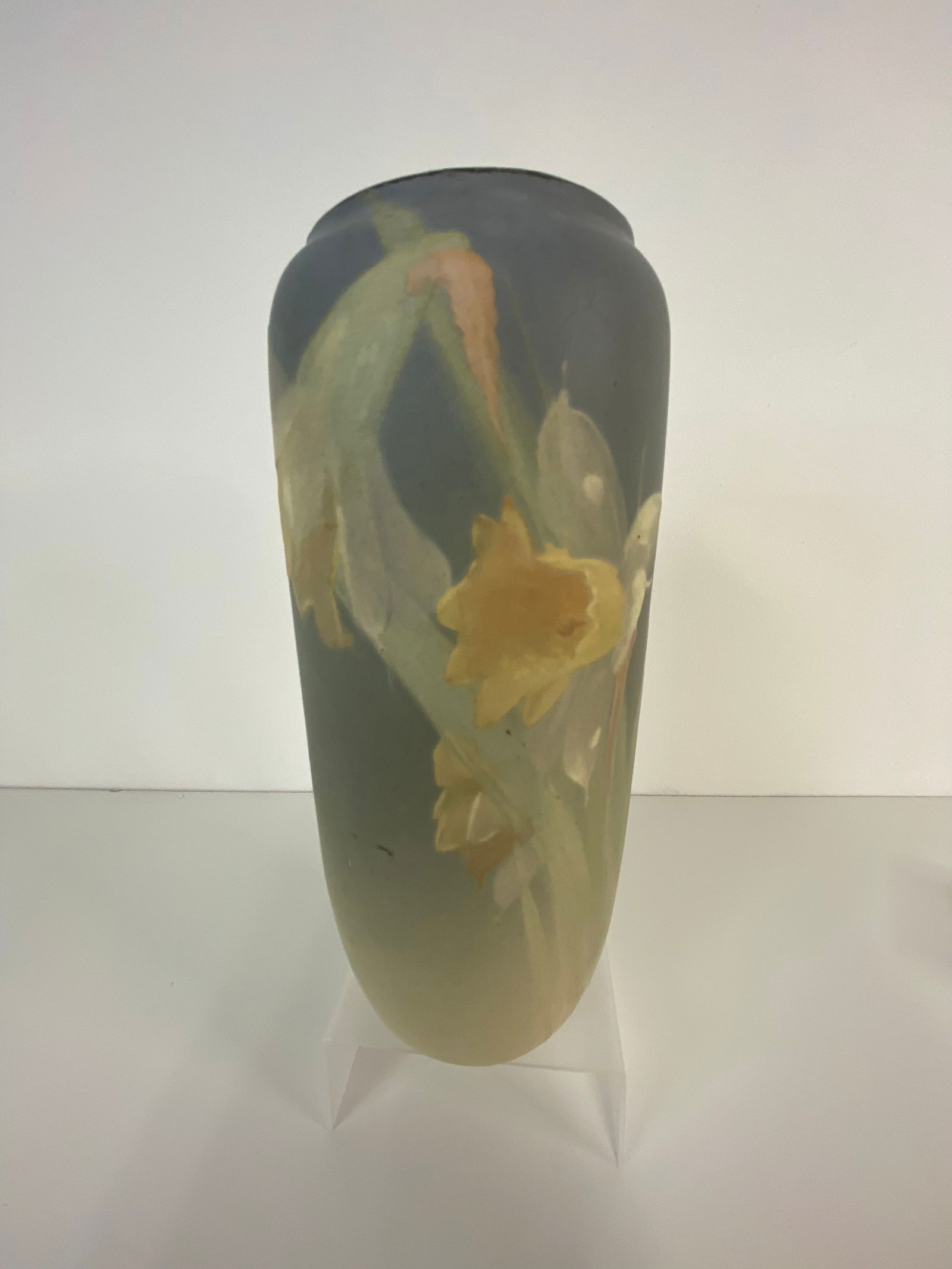 Weller Pottery Hudson Vase (1 of 3)