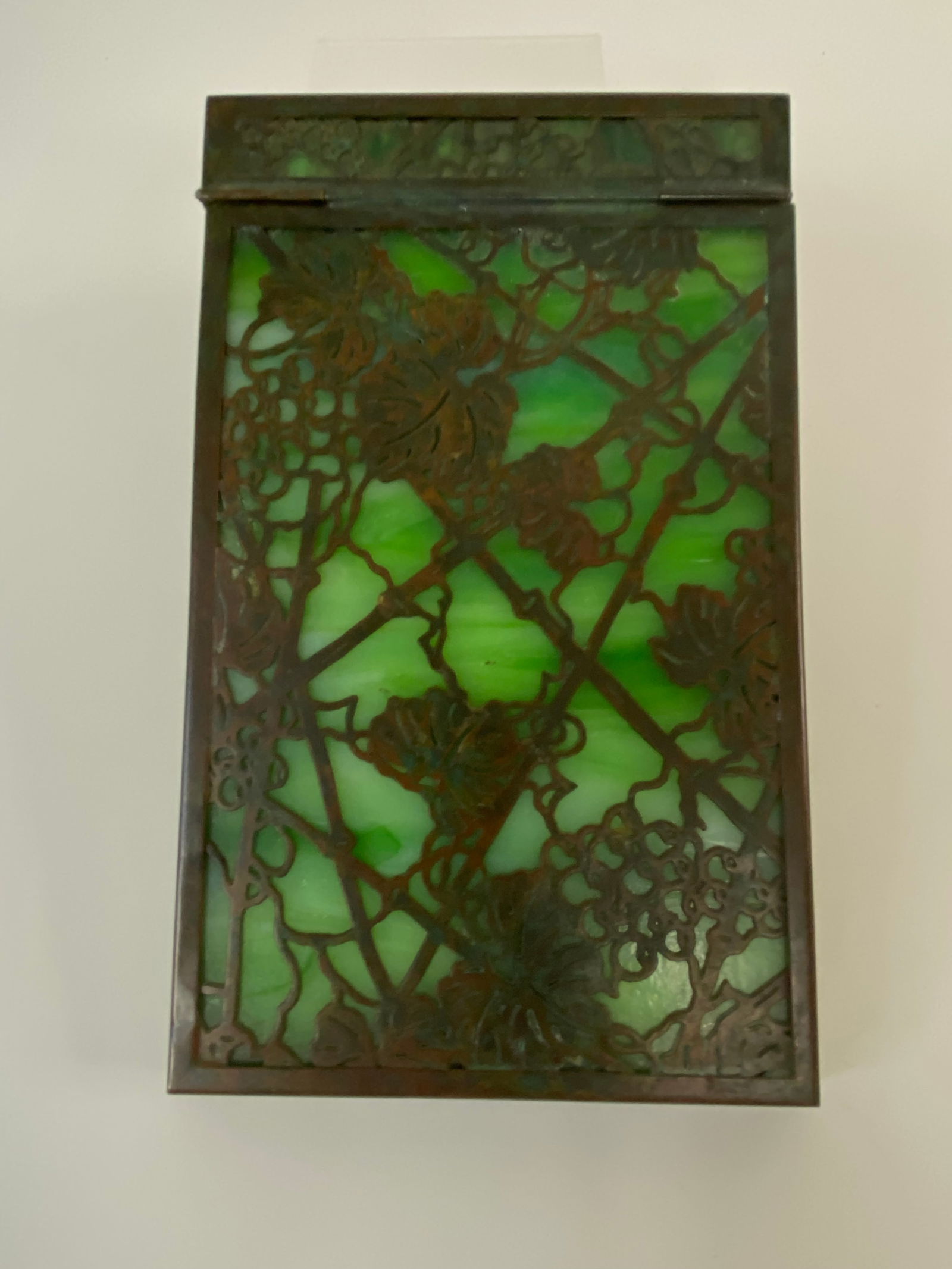 Tiffany Studios Grapevine Notepad Holder (1 of 3)