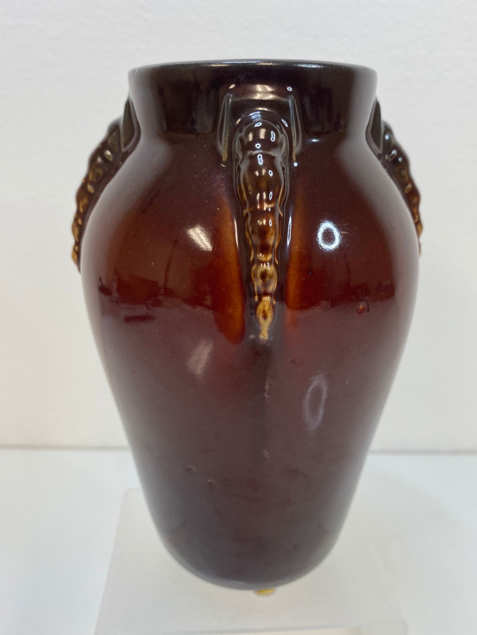 Roseville Pottery Topeo: Nice Topeo in red standing 6 3/4" tall