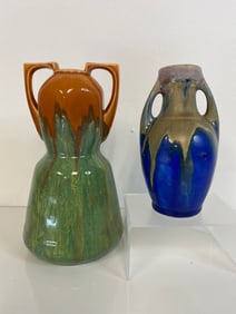 2 Belgium vases