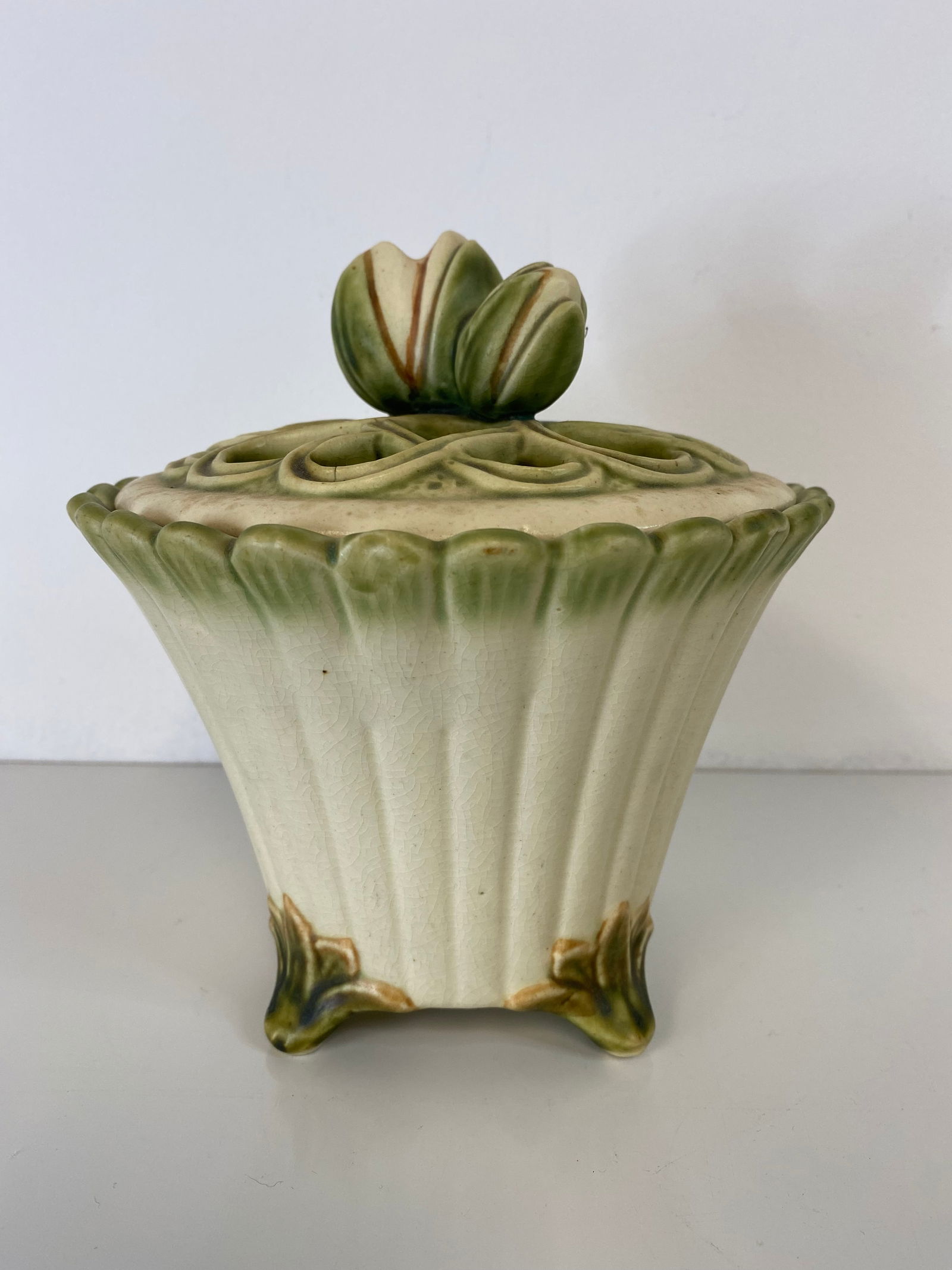 Weller Pottery Florenzo: Nice Pot with a flower frog lid in the florenzo pattern. 7" tall