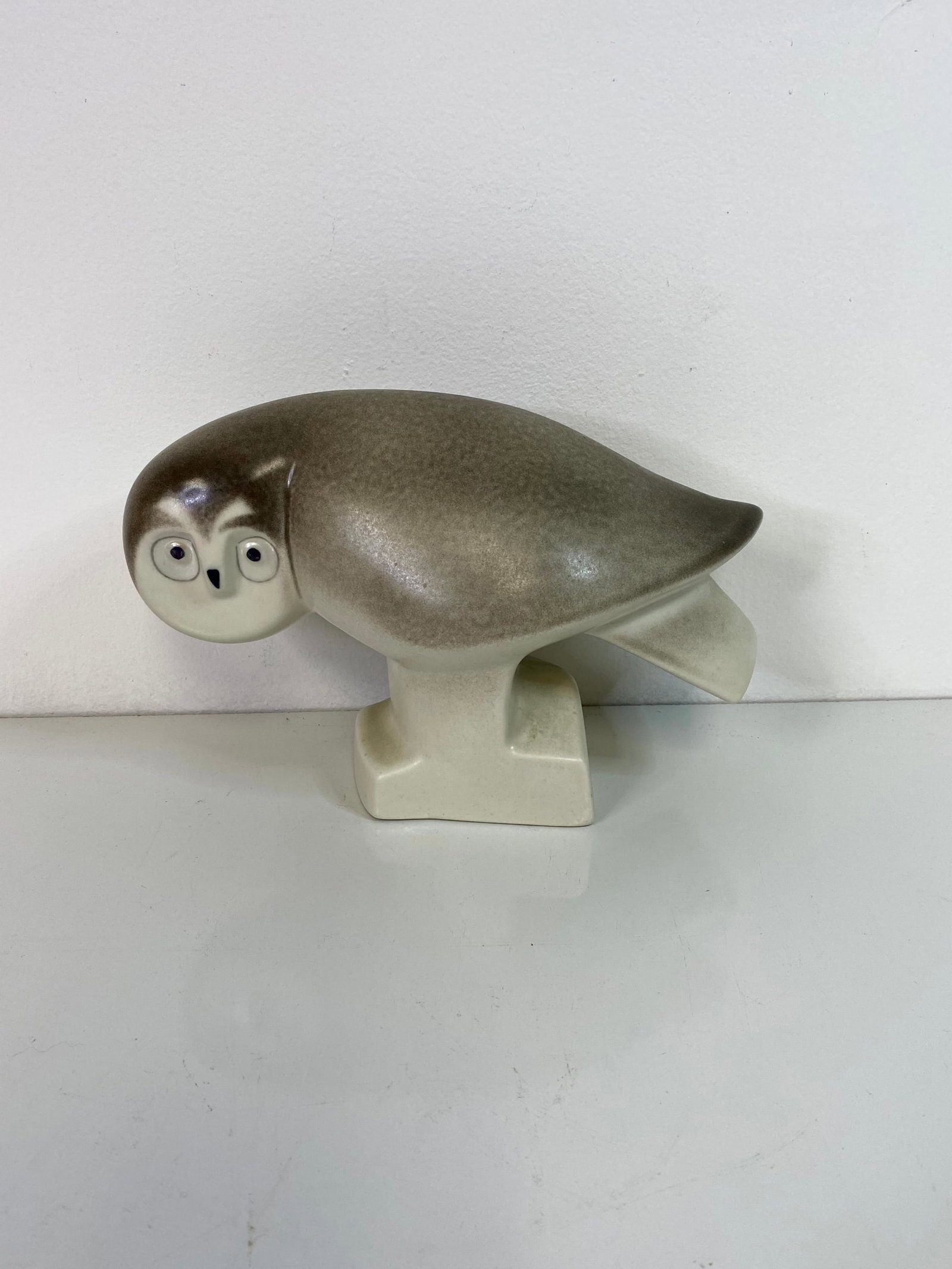 Arabia Finland Pottery: Nice form featuring an owl standing 6" tall and 10 1/2" long