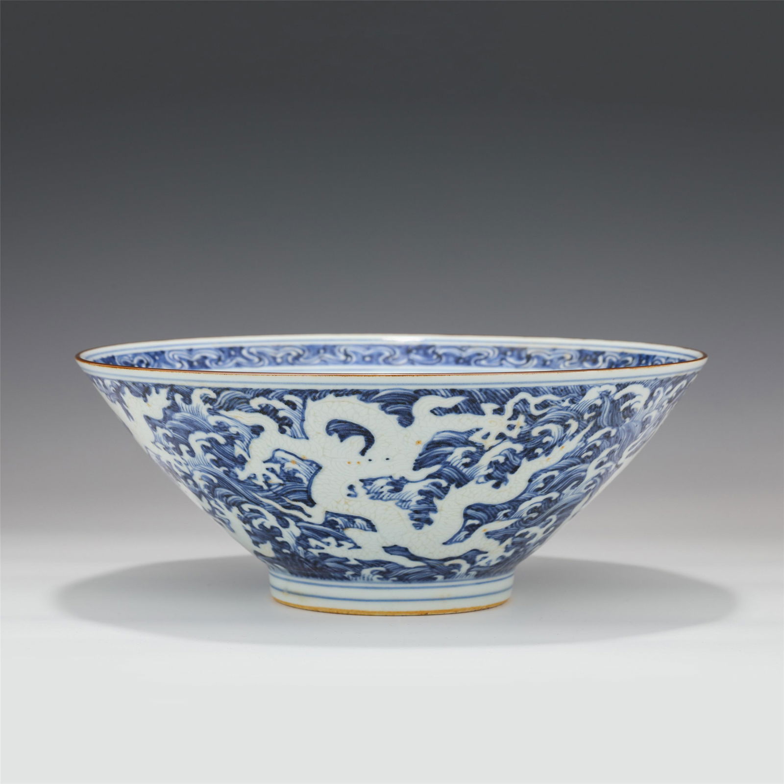 A CHINESE BLUE&WHITE DRAGON PATTERN PORCELAIN BOWL/MING (1 of 8)