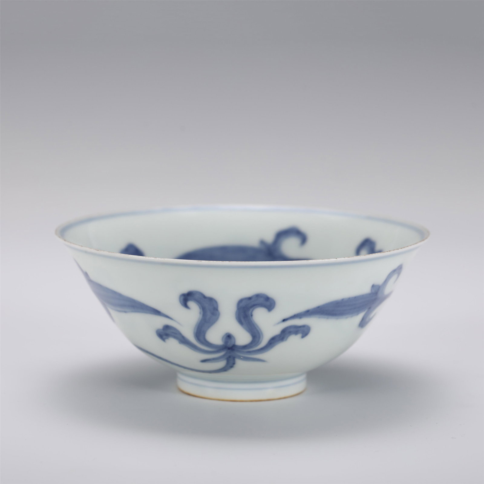 A CHINESE BLUE AND WHITE PORCELAIN BOWL,CHENGHUA (1 of 9)