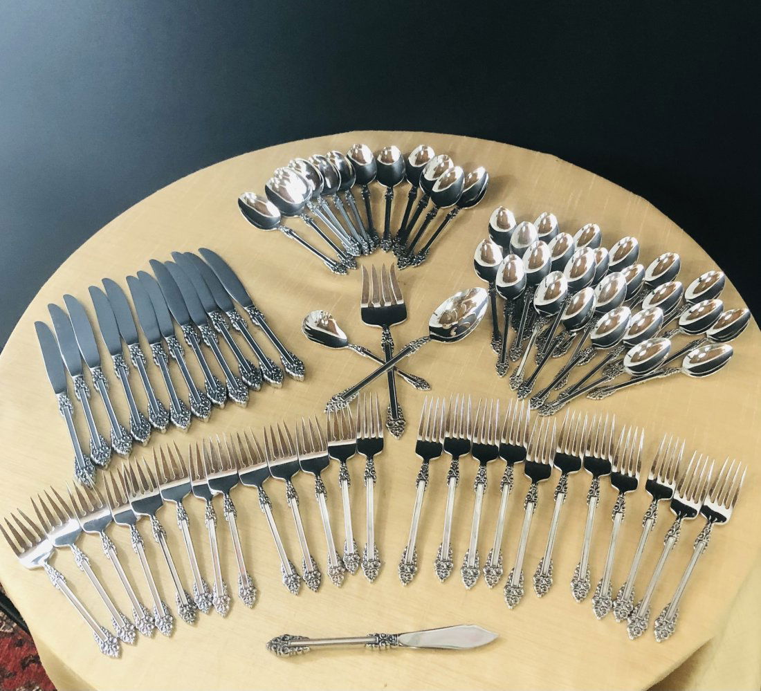 Oneida Stainless Flatware set for 12- 76 pcs (1 of 6)