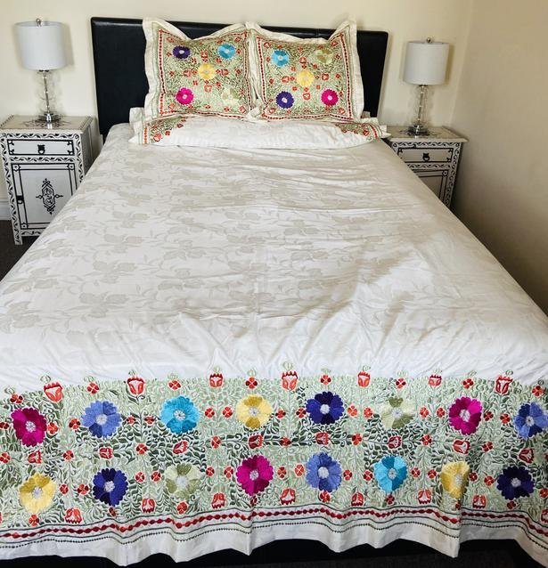 Floral Moroccan Bedding Set/ 4pcs (1 of 7)