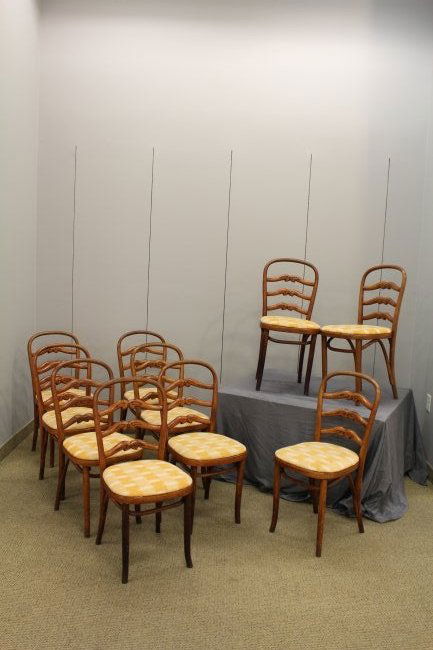 Set of 10 Tatra bent-wood dining chairs (1 of 8)