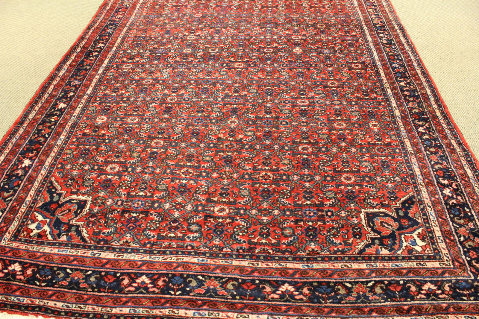 Persian Isfahan Style Carpet (1 of 9)
