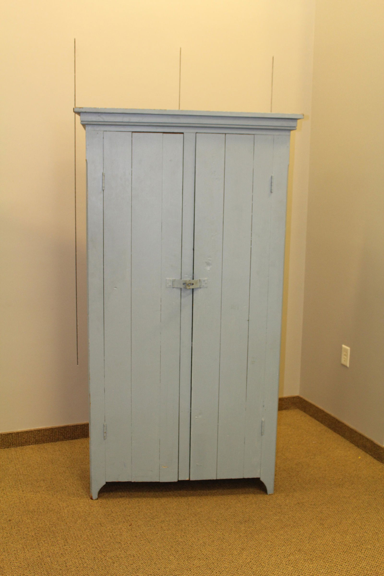 Primitive blue painted two door jelly cabinet (1 of 4)