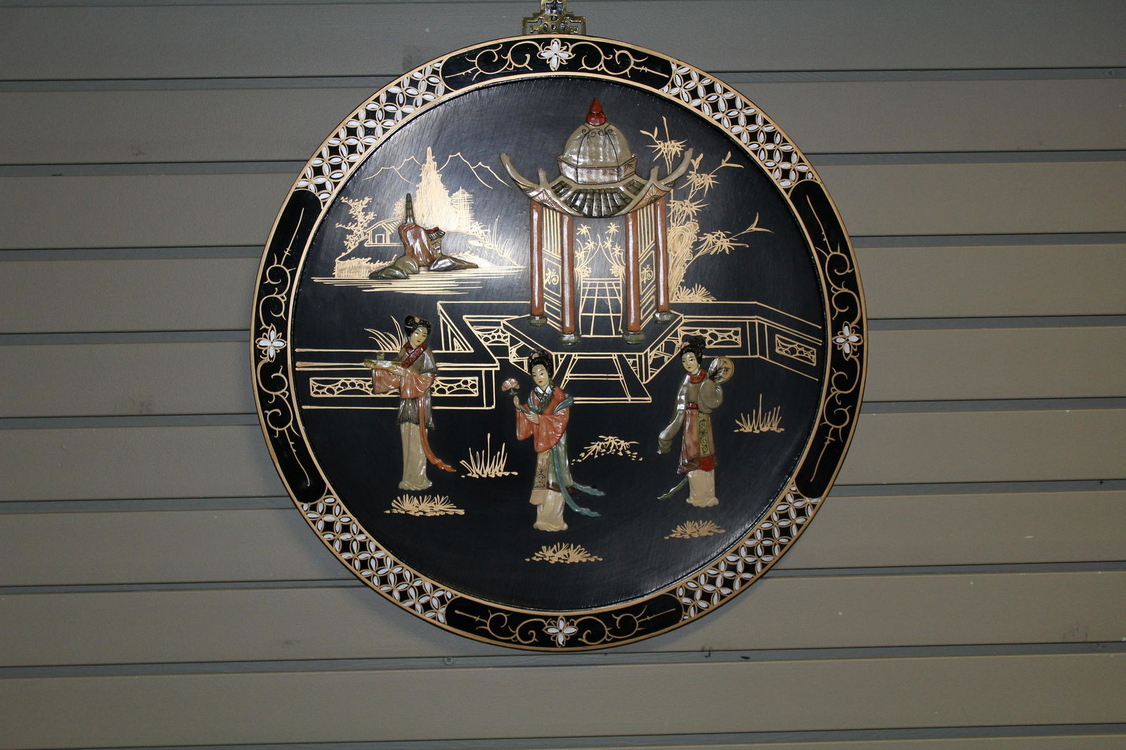 Chinese Lacquered and inlayed wall plaque (1 of 8)