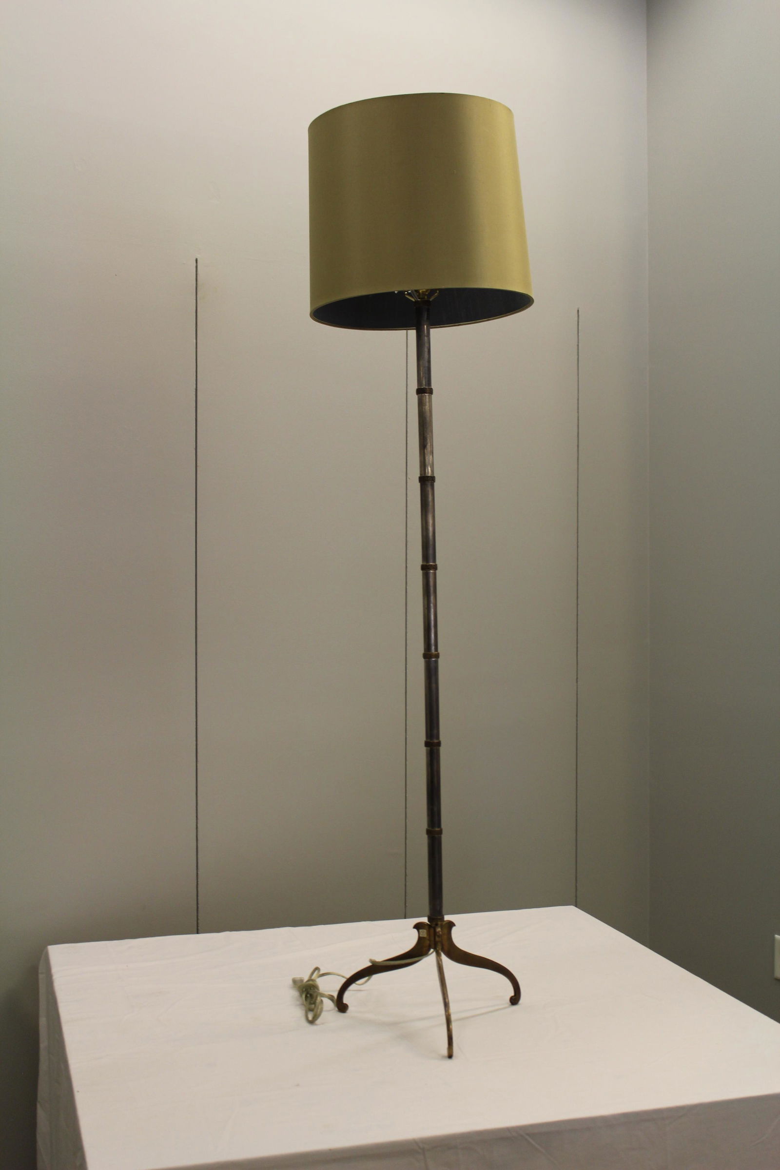 Tanner & Kenzie mixed metal pedestal floor lamp (1 of 9)