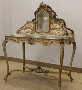 Venetian Rococco Carved Parcel-gilt Dressing Table