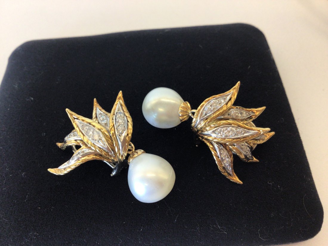 18K gold Pave Diamond Pearl Flame Earrings (1 of 3)