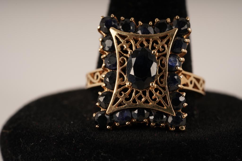 10K Gold Onyx Ring (1 of 7)