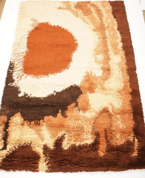 Danish MidCentury Ege De Luxe Wool Rya Rug: Purchased new by an esteemed Boston retailer in the 1970's; stored securely since then. Never walked on, no fading, or wear of any kind. 100% wool rya; thick pile carpet