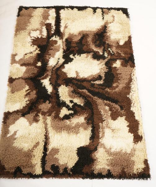 Danish MidCentury Ege Boutique Wool Rya Rug: Purchased new by an esteemed Boston retailer in the 1970's; stored securely since then. Never walked on, no fading, or wear of any kind. 100% wool rya; thick pile carpet