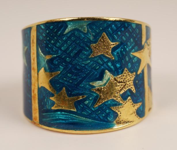 18K Gold Enameled Ring Size 6.5 (1 of 5)