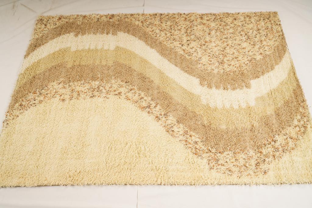 Danish MidCentury Ege Polar Wool Rya Rug: Purchased new by an esteemed Boston retailer in the 1970's; stored securely since then. Never walked on, no fading, or wear of any kind. 100% wool rya; thick pile carpet