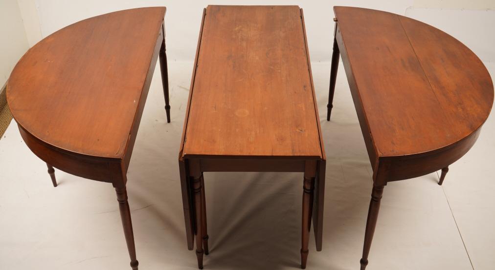 American 19thC. Dropleaf Dining Table (1 of 3)