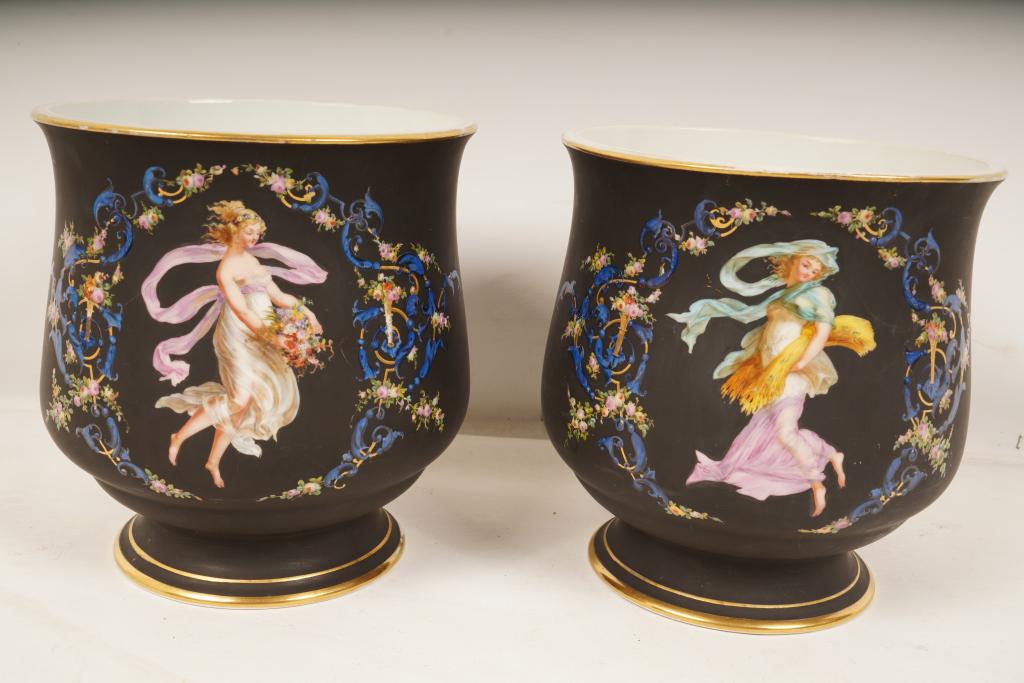 Pair Large Old Paris Porcelain Jardinieres (1 of 9)