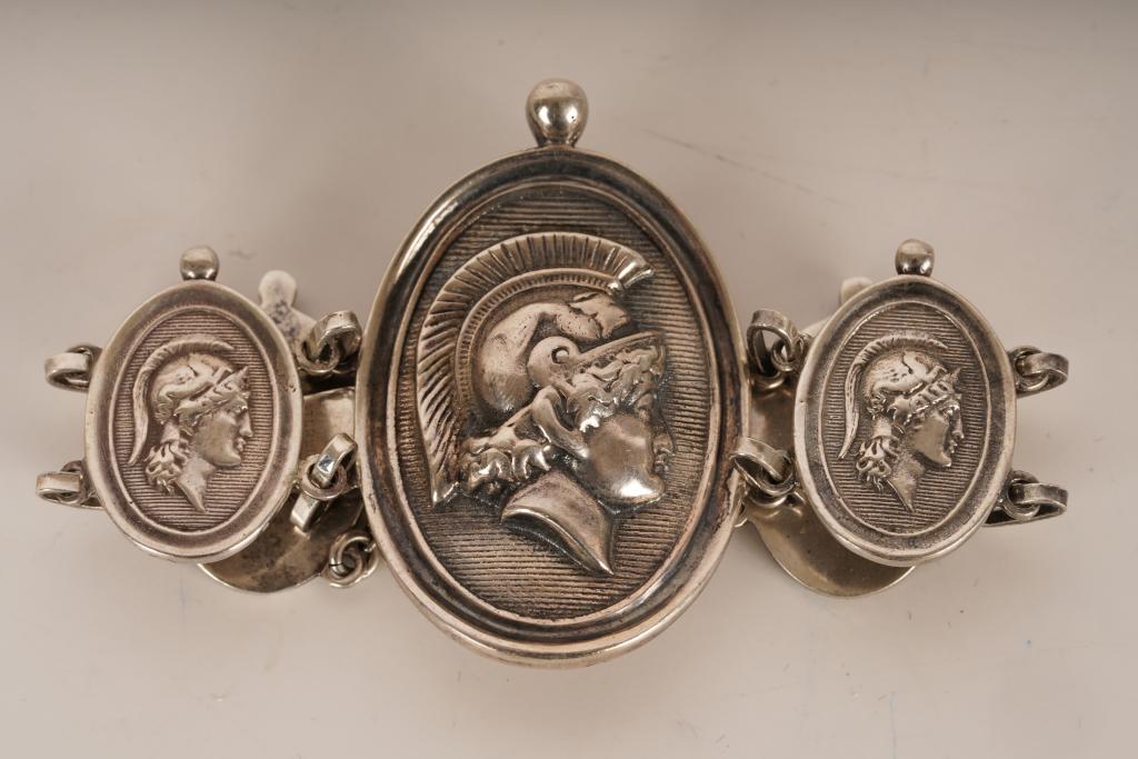 John Wendt Medallion Sterling Bracelet & Pin: John Wendt Medallion Sterling Bracelet & Pin. An unusual design of linked medallion ovals along with a matching brooch.