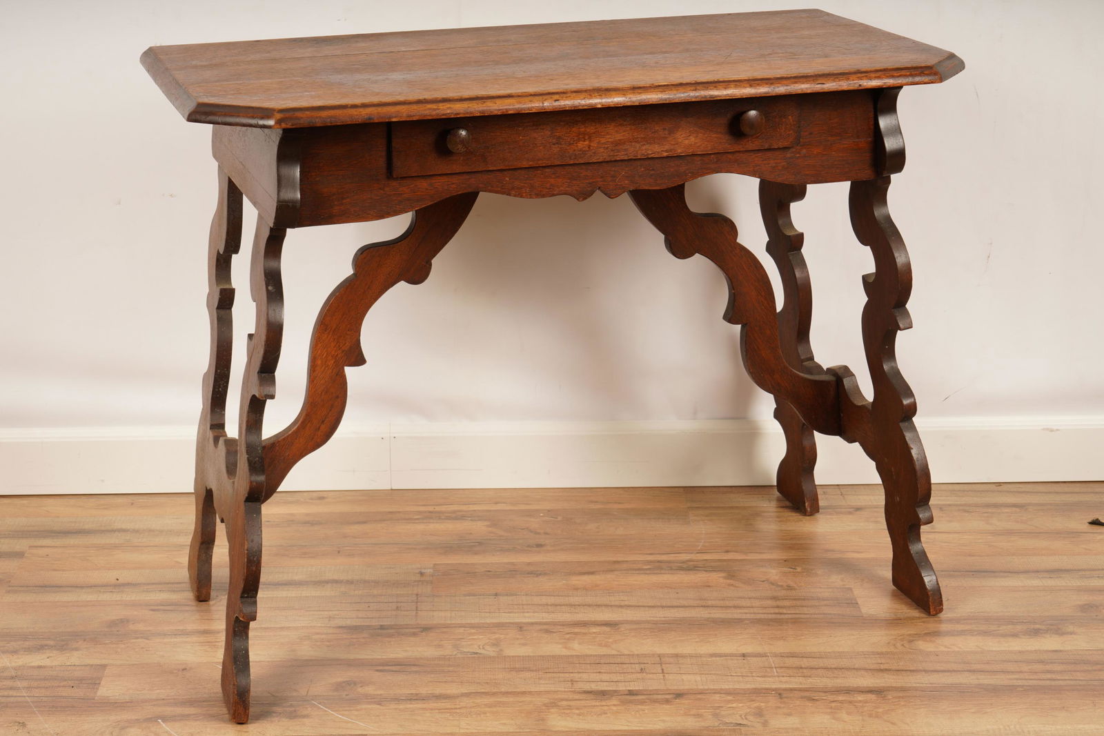 Victorian Side Table (1 of 4)