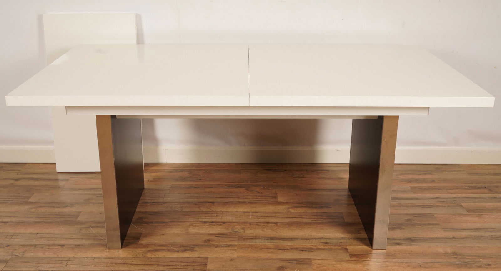 Contemporary White Painted Extension Dining Table (1 of 5)