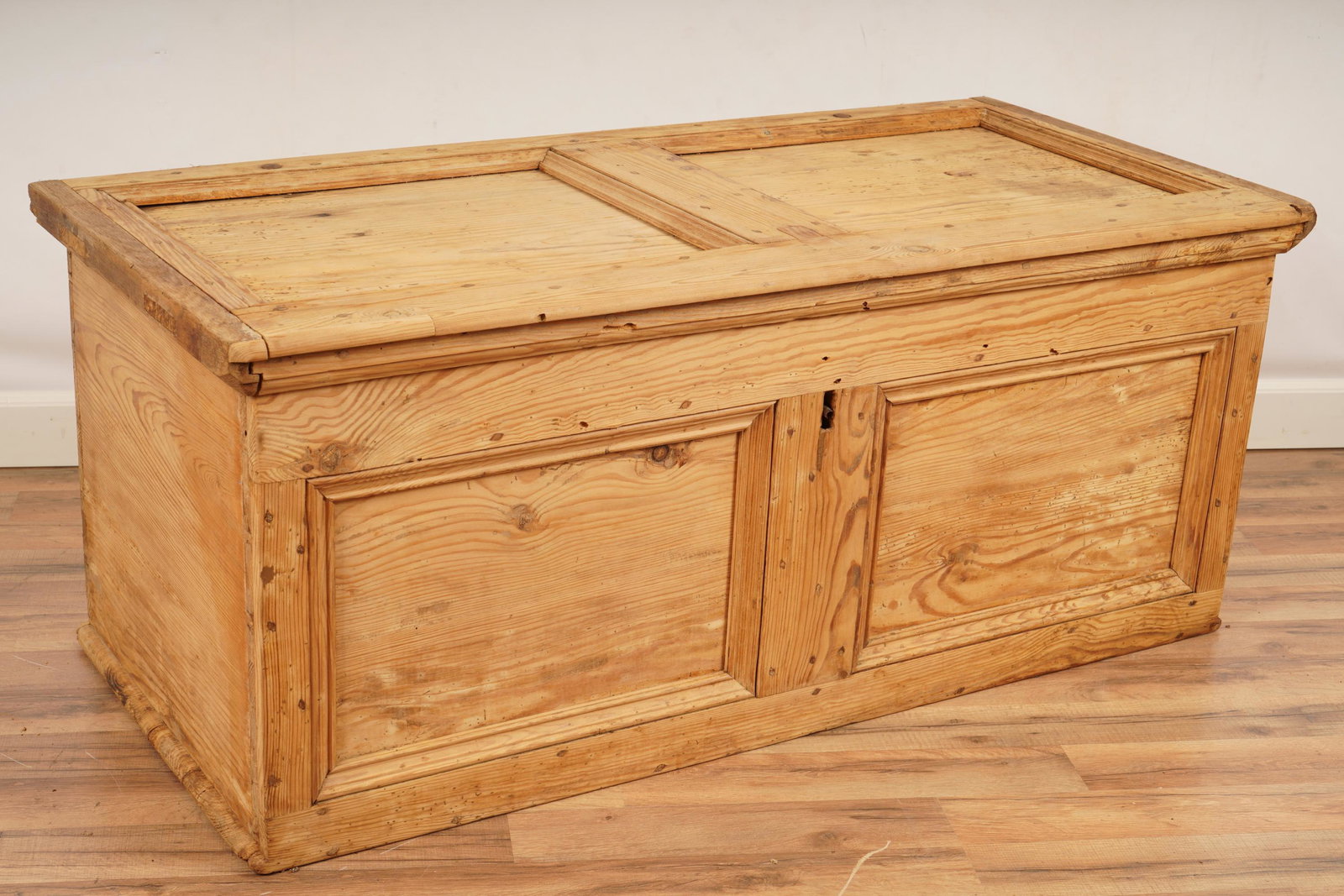 Provincial Pine Blanket Chest: H 21.25 x away 50 x D 23