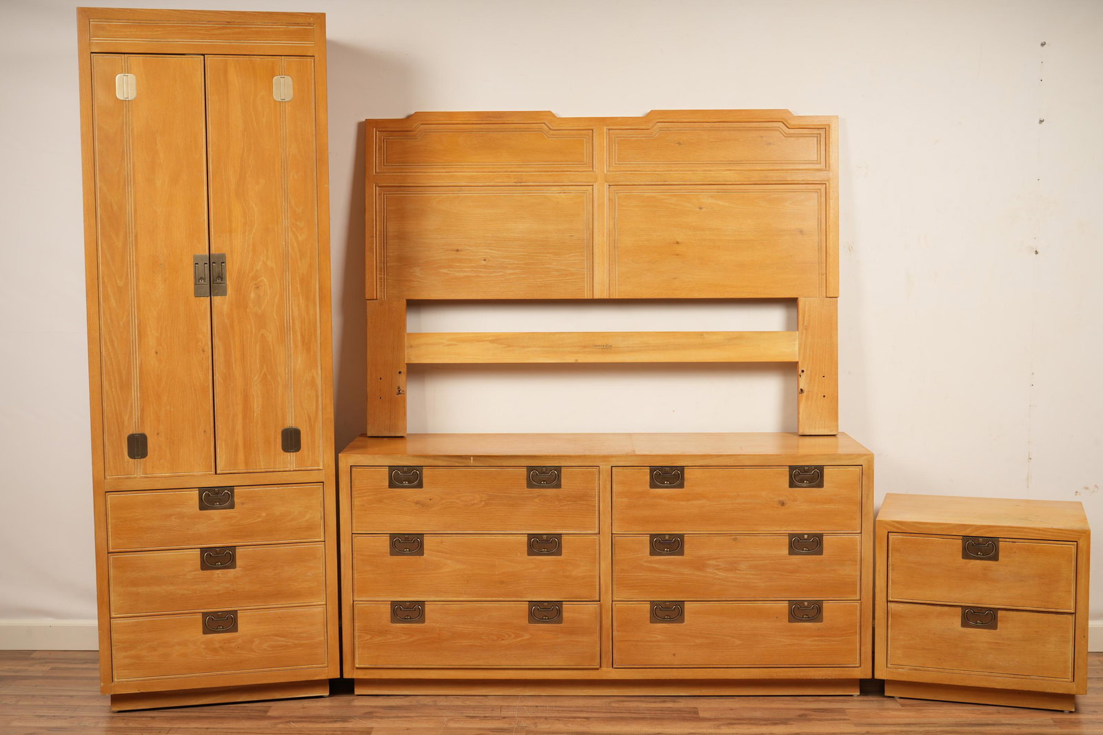 Henredon Bel Air Campaign Style Bedroom Set (1 of 8)