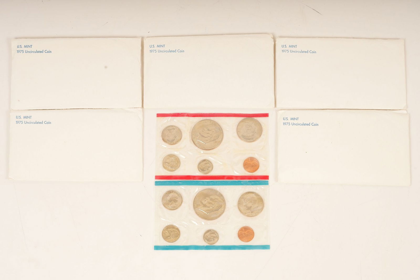 5 Sets 1975 U.S. Mint Uncirculated Coins (1 of 3)