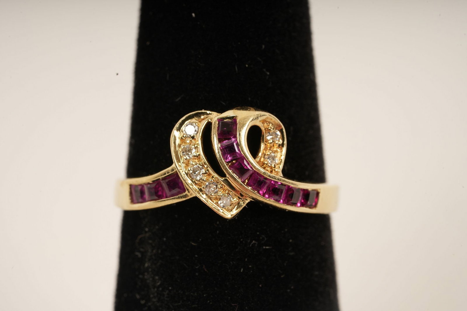 1.87 TW 14K Gold, Ruby and Diamond Ring (1 of 5)