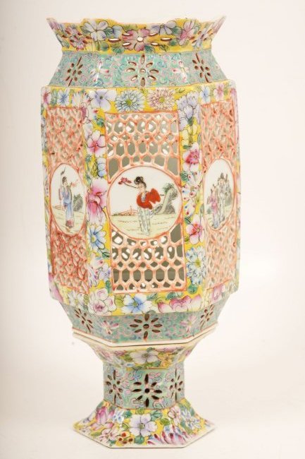 Chinese Famille Rose Porcelain Wedding Lantern (1 of 13)