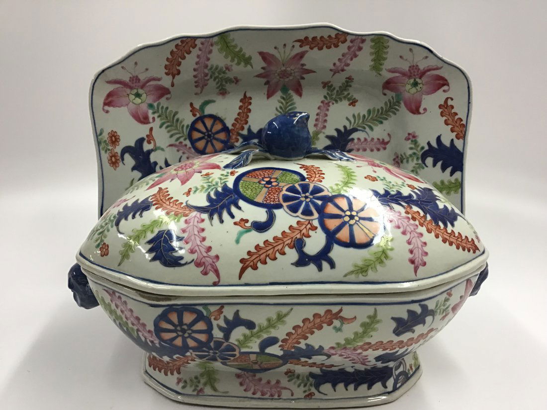 Chinese Export Tobacco Leaf Porcelain Tureen and Stand (1 of 4)