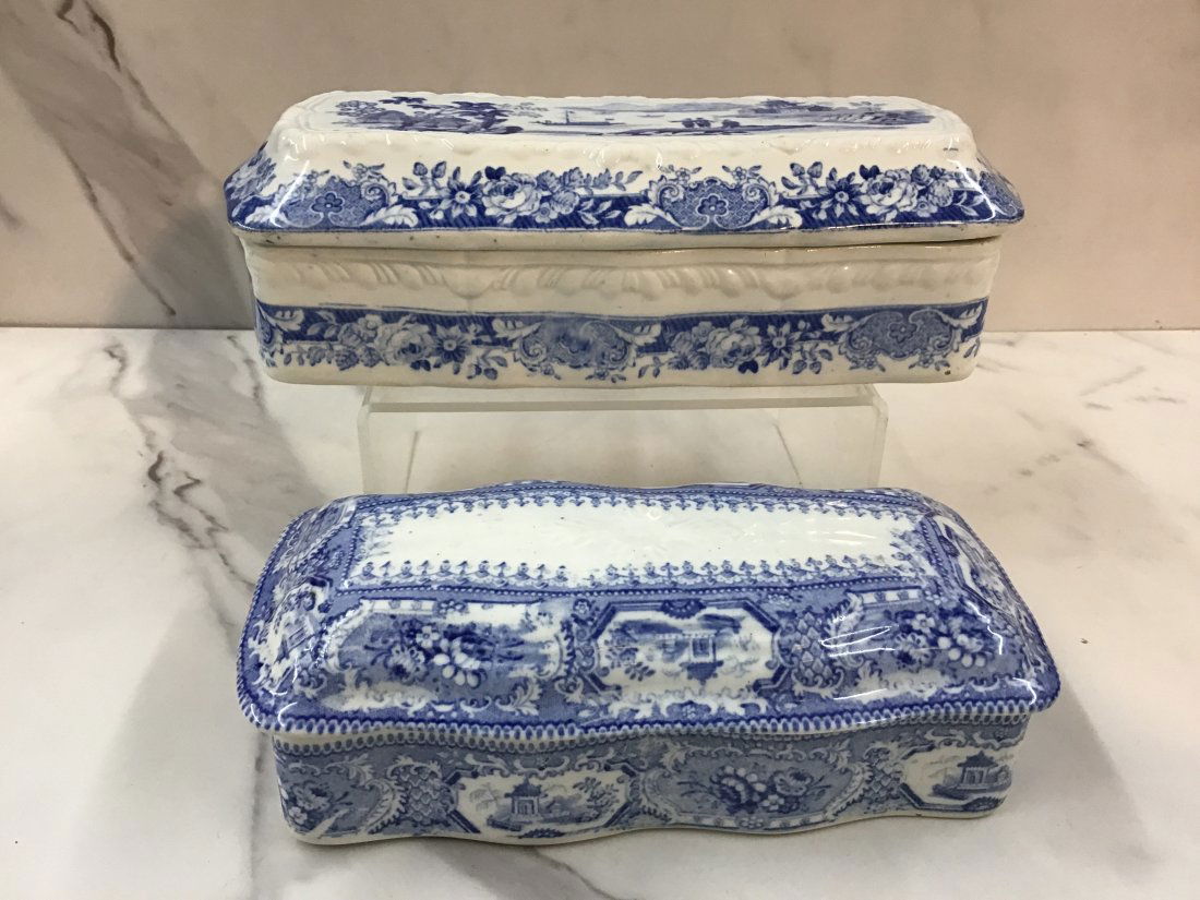 Two Blue and White Transferware Staffordshire Razor Boxes (1 of 4)